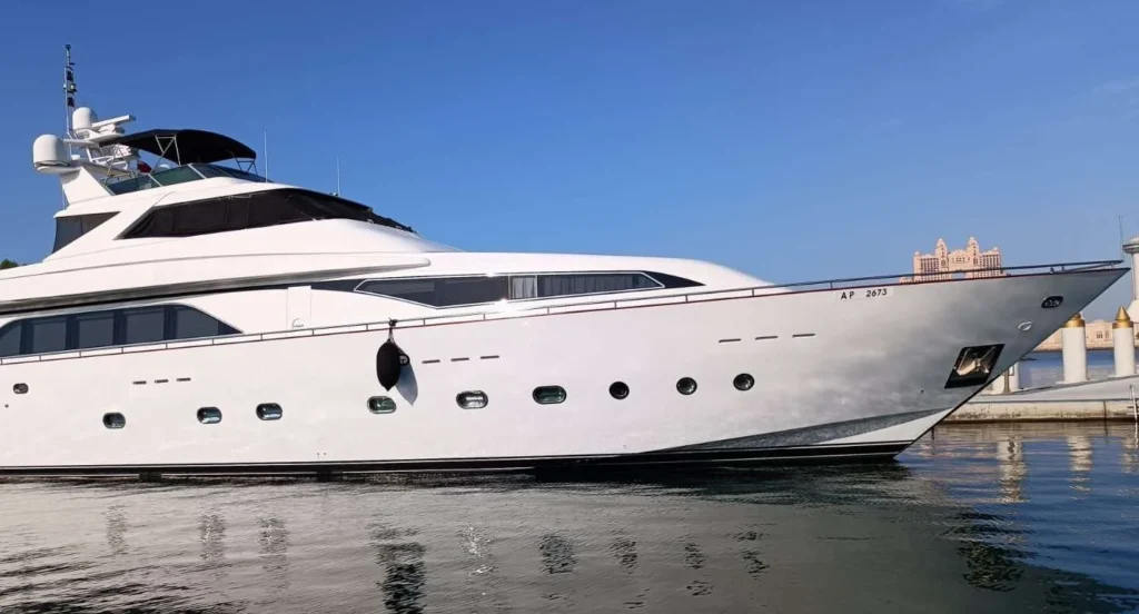 Saadiyat Sovereign 120 yacht rental Abu Dhabi photo 3