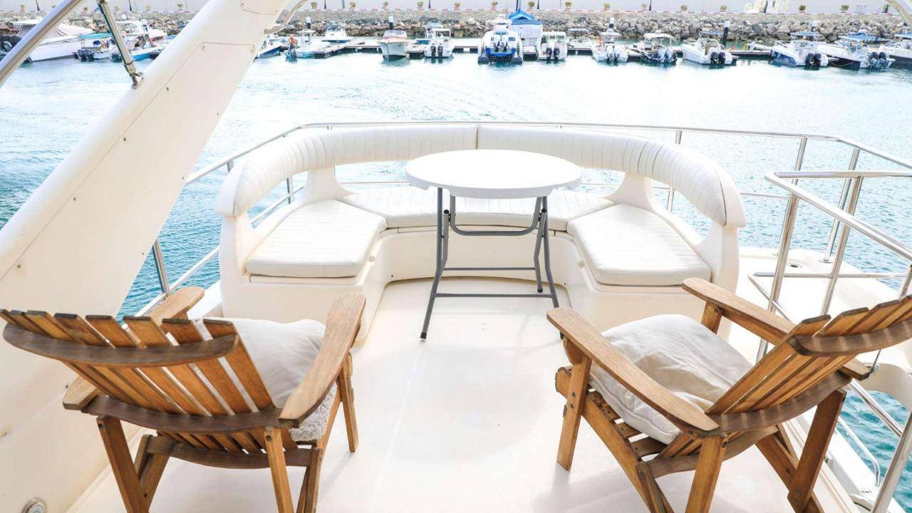 تأجير يخت Yas Horizon 75 في Abu Dhabi – - صورة 5