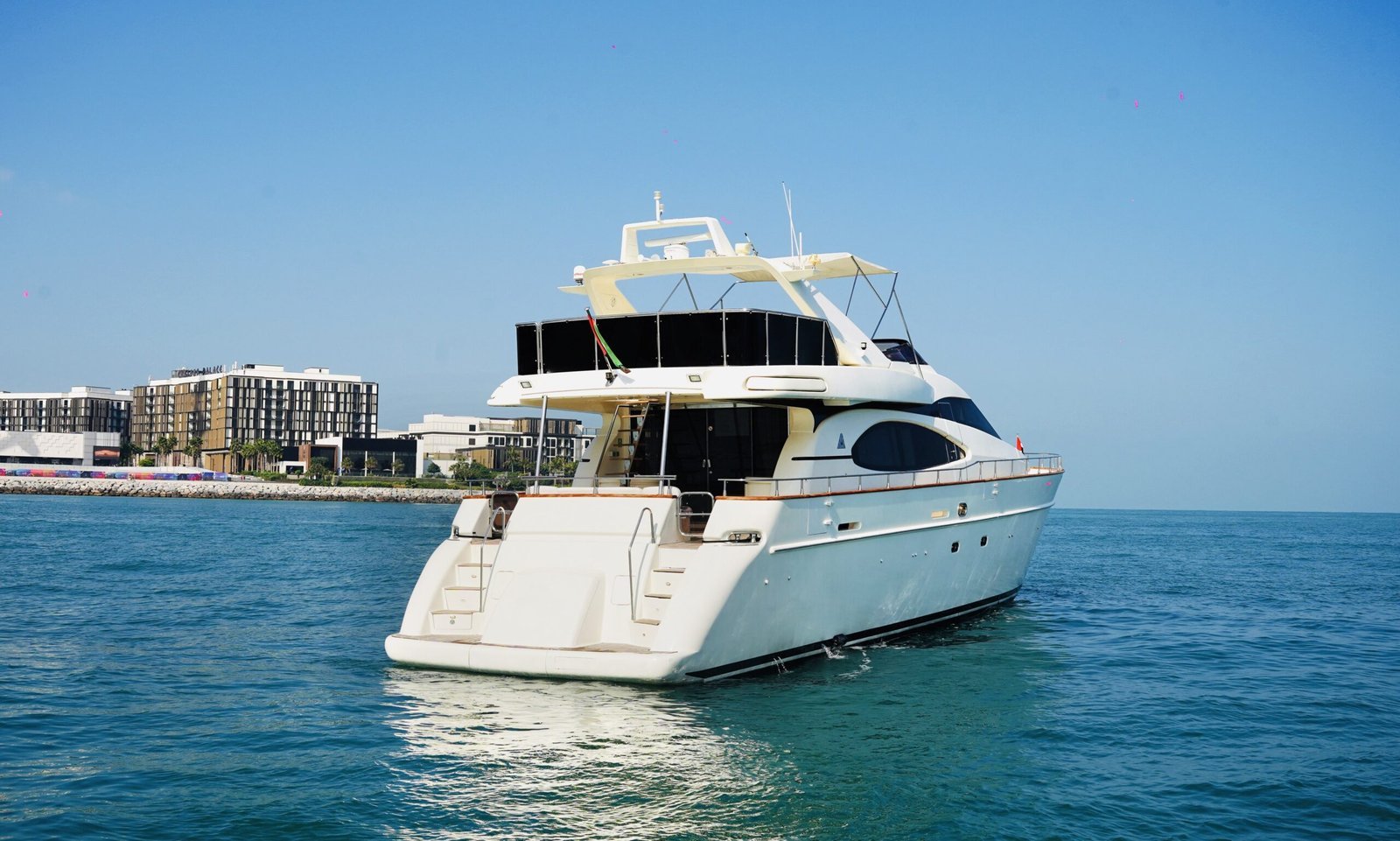 Marina Prestige 80 photo 2