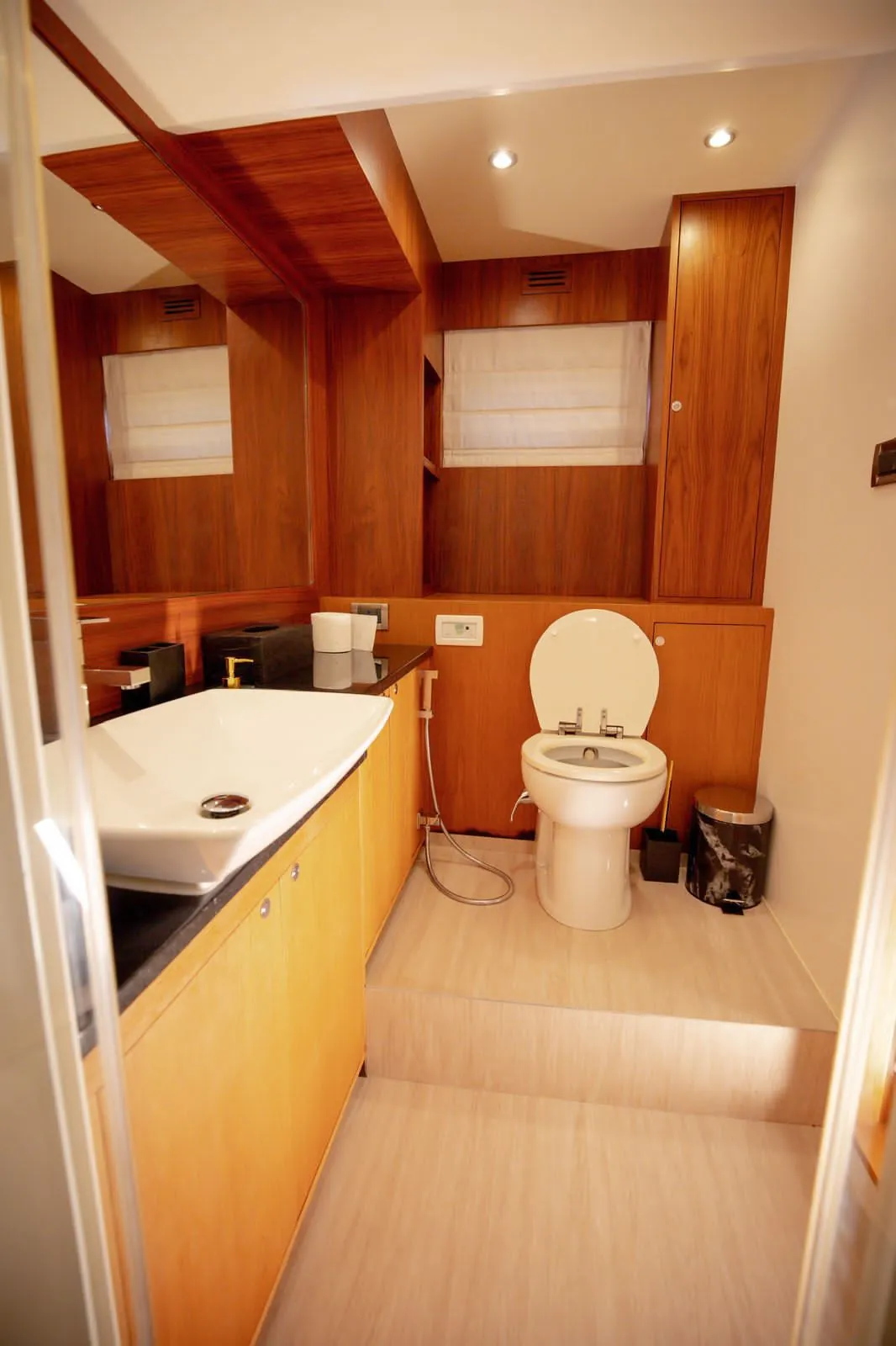 تأجير يخت Palm Prestige 70 في Dubai – - صورة 13